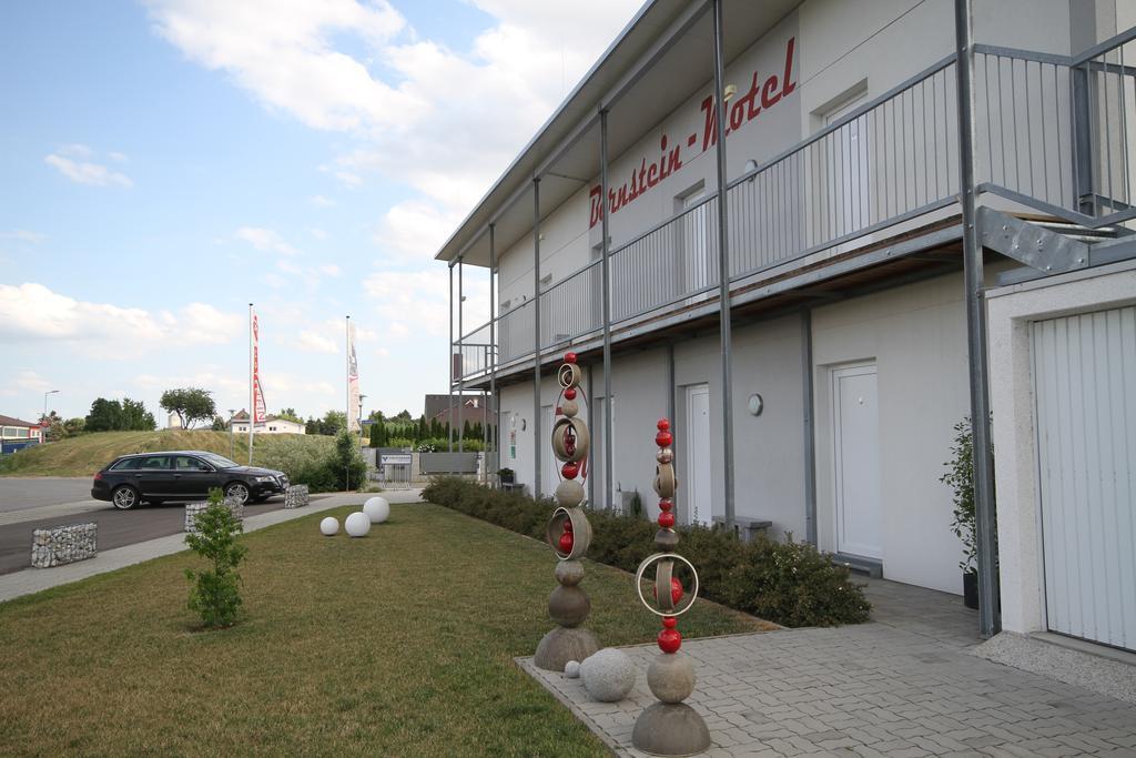 Bernstein-Motel Marchegg Esterno foto